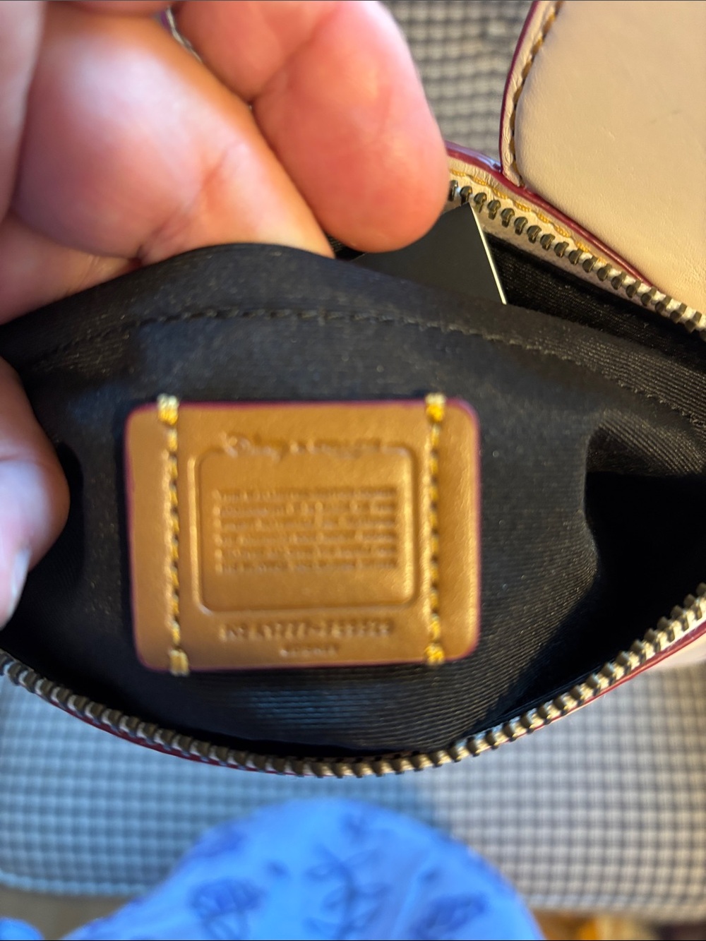 Coach Disney chalk colored  Leather Mickey Ear Wristlet - Picture 11 of 11